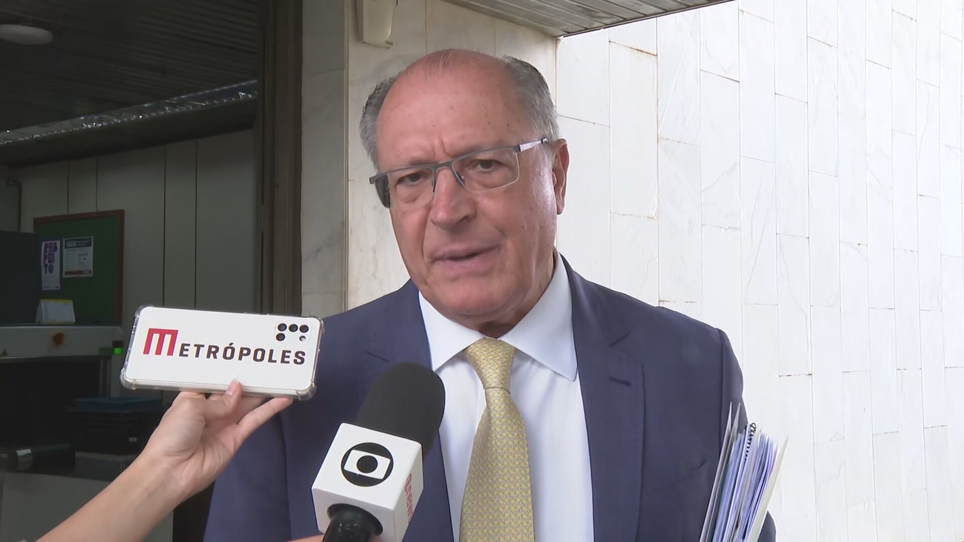 Alckmin diz que governo estuda benefício para incentivar exportações de pequenas empresas Alckmin diz que governo estuda benefício para incentivar exportações de pequenas empresas