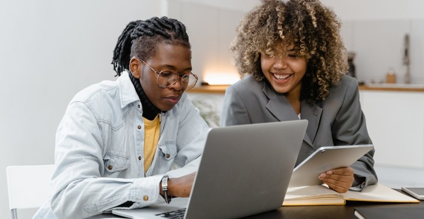 Inteligência fiscal usa de tecnologias avançadas para análise de dados e identificação de oportunidades de economia fiscal para as empresas