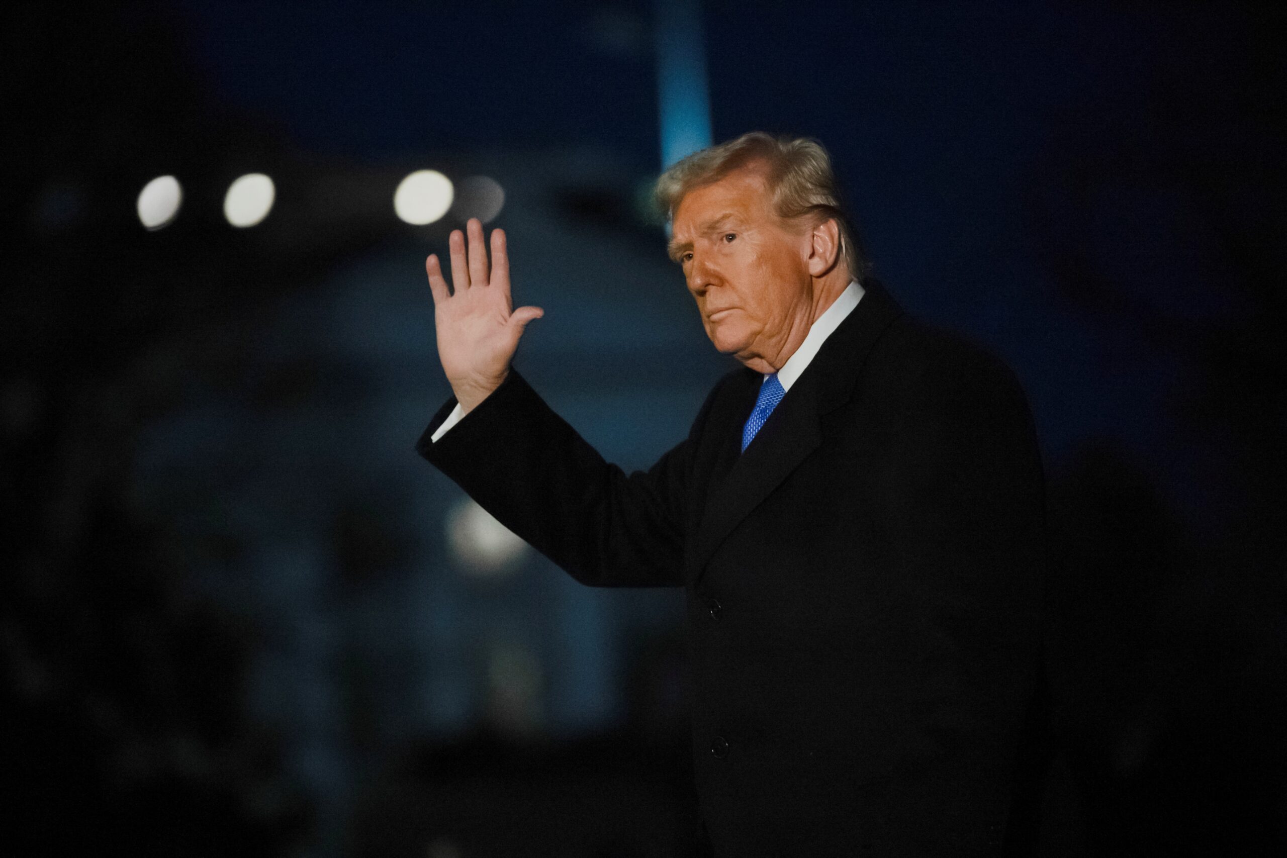 Como Trump fez bolsas despencarem nos EUA e no resto do mundo