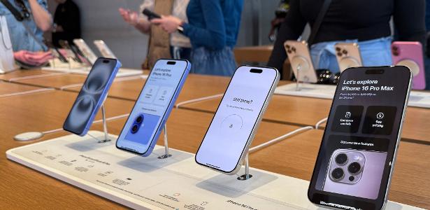 Apple quer evitar tarifaço com iPhones americanos produzidos na Índia