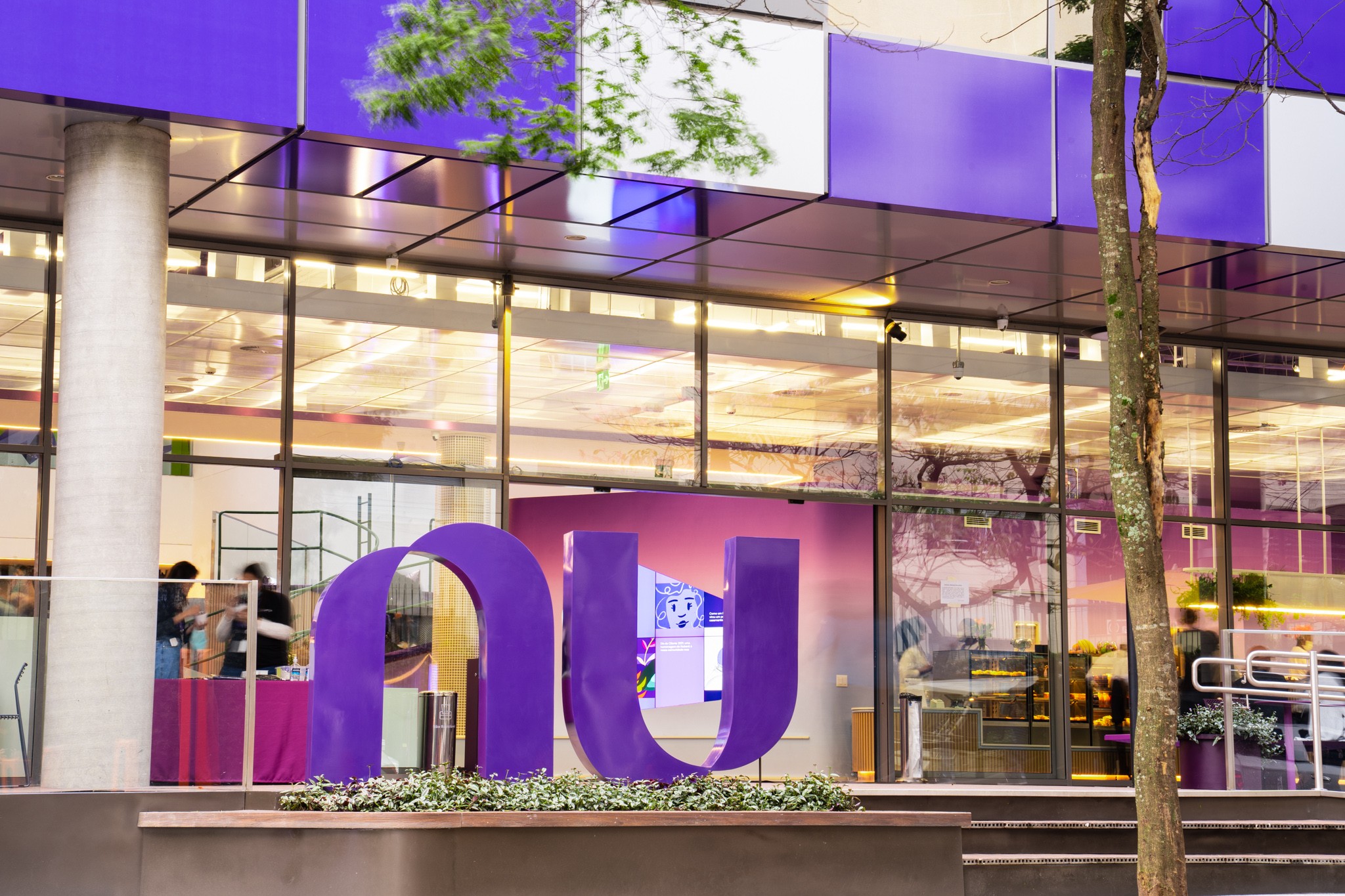 É #FAKE que Nubank esteja pagando indenização de até R$ 10 mil; trata-se de golpe É #FAKE que Nubank esteja pagando indenização de até R$ 10 mil; trata-se de golpe