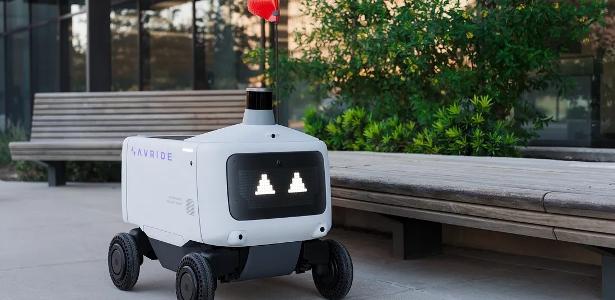 Uber testa entrega de comida por robôs, mas ele não sobe até seu apê