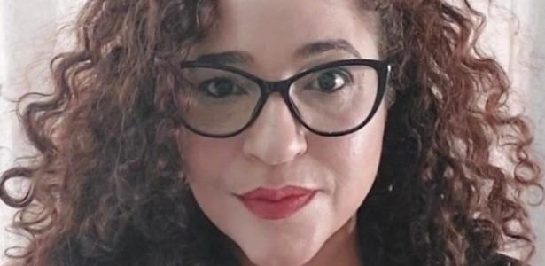 ela se infiltra em grupos de ódio na web