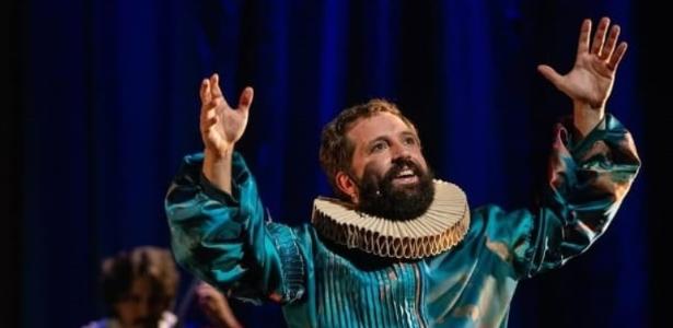 peça de Duvivier prega revolução que começa pela língua peça de Duvivier prega revolução que começa pela língua