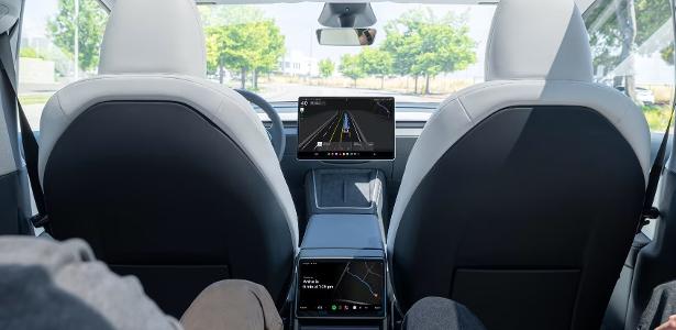 as falhas dos robotáxis da Tesla