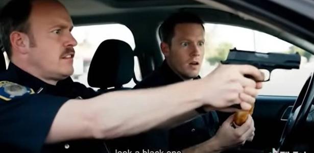 Vídeos racistas feitos com IA expõem falhas de TikTok e Google