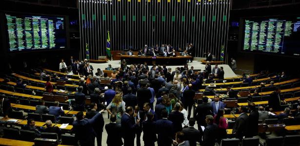 Câmara aprova projeto para proteger crianças nas redes