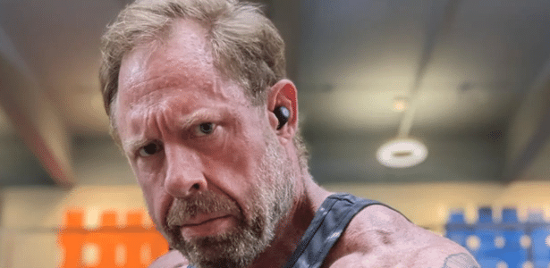 Homem mata própria mãe após conversas 'paranoicas' com ChatGPT