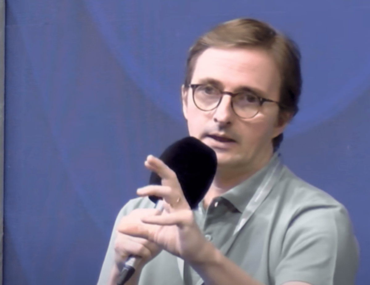 Com Trump, papel do dólar como reserva global entra em xeque, alerta gestor da Verde