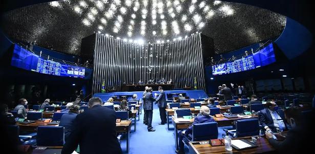 Senado aprova mudanças da Câmara em lei que protege crianças nas redes