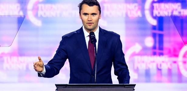 Morte de Charlie Kirk se espalha nas redes e mostra moderação relapsa