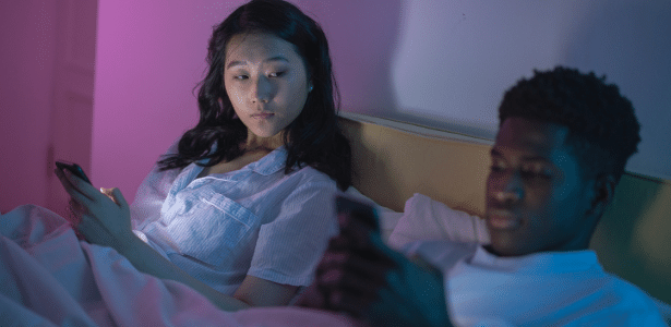 celular sequestra o cérebro ou amplia poderes humanos?