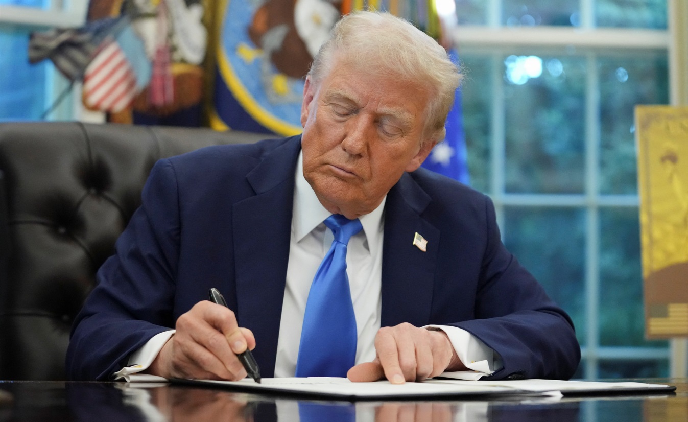 Trump ficou 70% mais rico em um ano, segundo a Forbes. O que aconteceu?