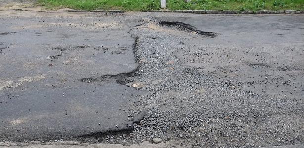 Por que o buraco da sua rua sempre volta? A ciência tem a resposta