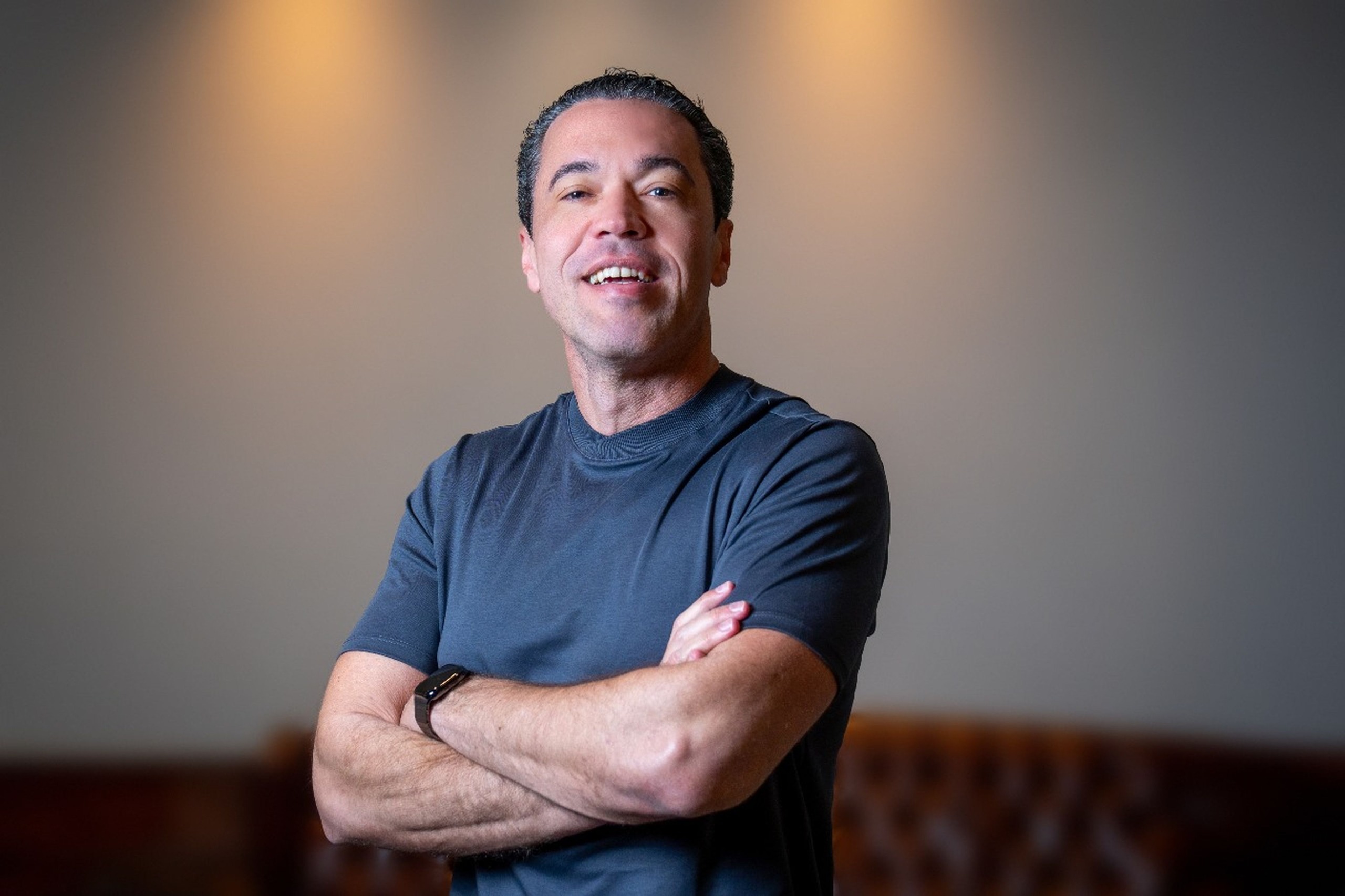 exchange lança cartão com conversão automática