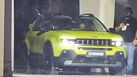 Salão do Automóvel 2025: Jeep apresenta o Avenger, SUV mais barato da marca