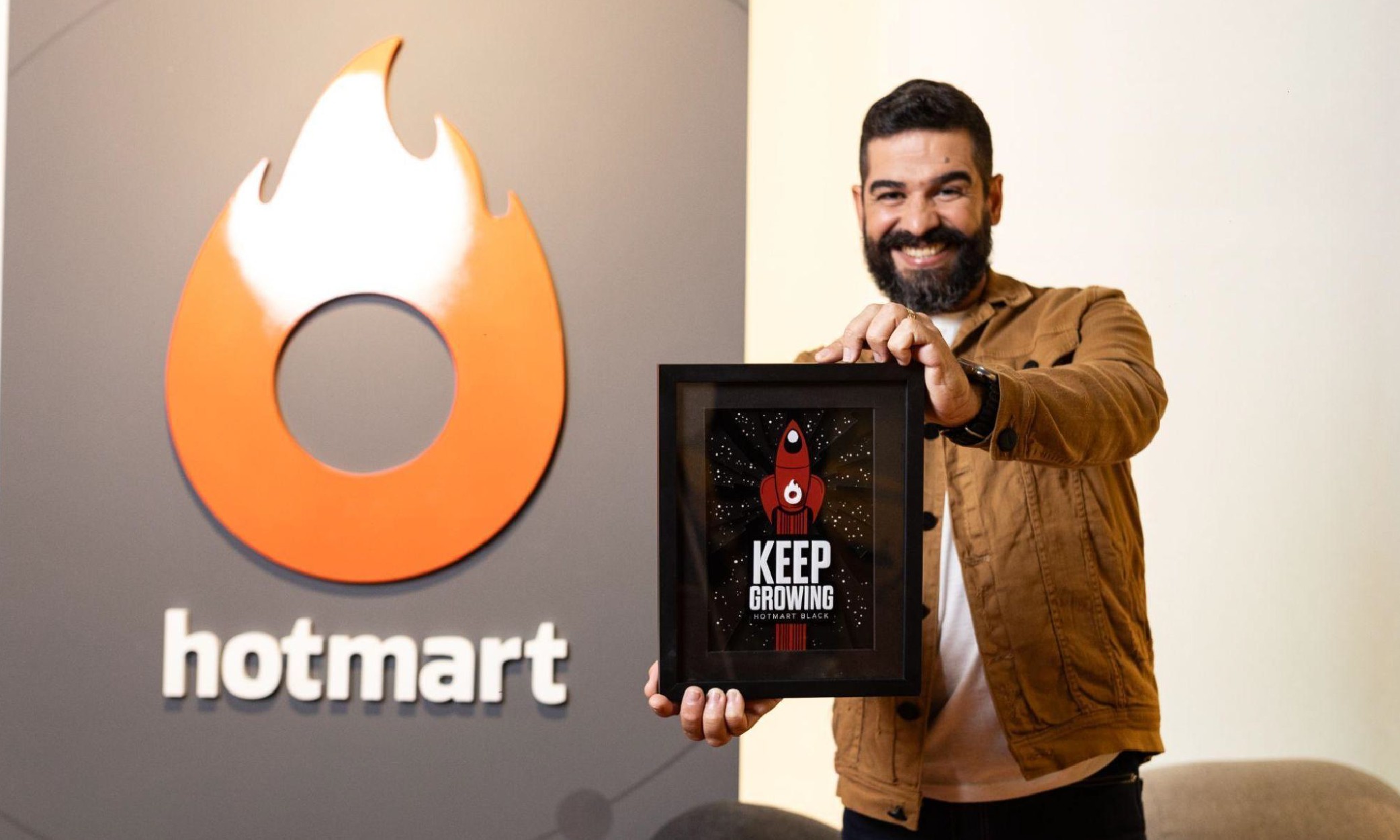 Hotmart anuncia demissão de cerca de 10% dos funcionários em reestruturação