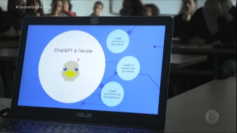 Especialistas em tecnologia afirmam que inteligência artificial pode ser uma ameaça à humanidade - Notícias